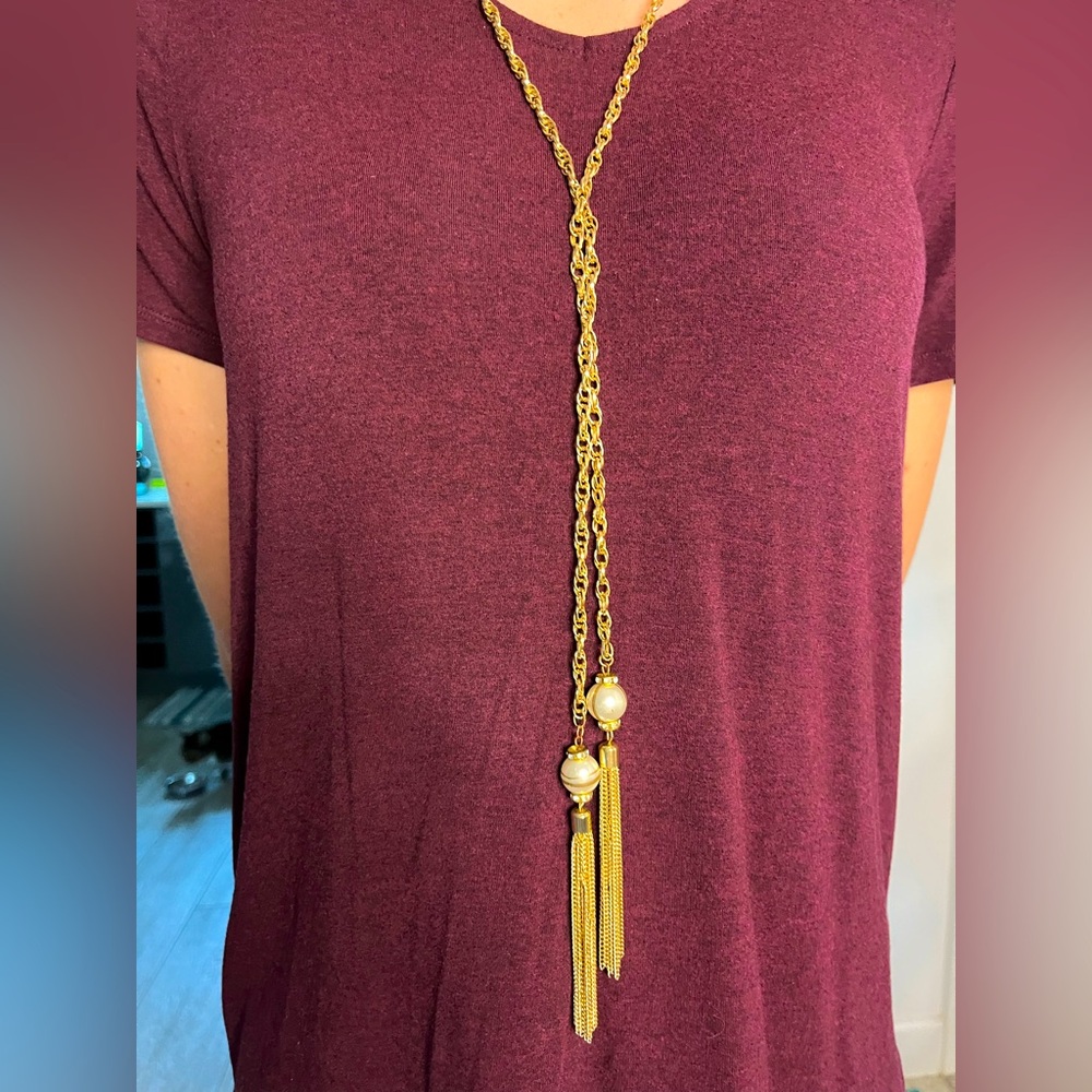 20” Gold tone necklace NWT